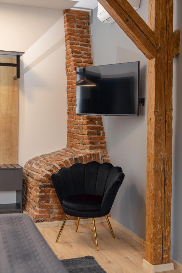 Haller Boutique Târgu-Mureş Exteriör bild